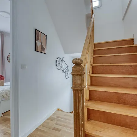 Maison 8 Personnes - Parking - Metro 7 Et Rer B A 6 Minutes * La Courneuve